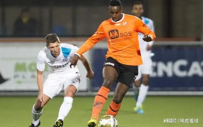 赛场上展现 赛场上展现